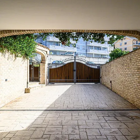 Klaudja * Pianella (Pescara)