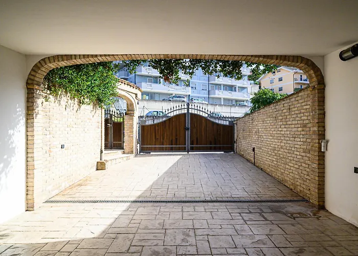 Klaudja * Pianella (Pescara)